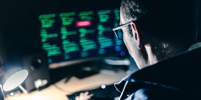 Berita WNI Masuk Penjara di Nigeria Usai Terlibat Kasus Penipuan di Internet