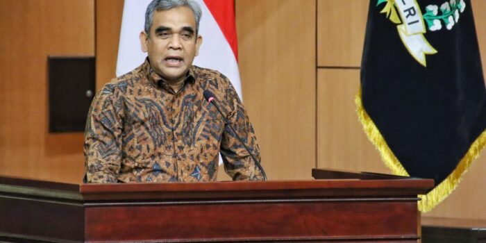 Berita Isu Reshuffle, Gerindra Ingatkan Menteri Ikuti Irama Presiden