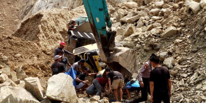 Berita Demul Minta Tambang Batu Cirebon Tewaskan 4 Warga Ditutup Permanen