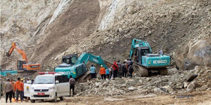 Berita Demul Perkirakan 11 Korban Longsor Cirebon yang Hilang Meninggal Dunia