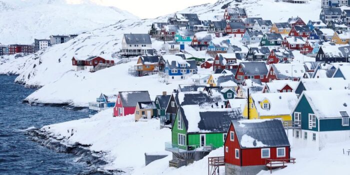 Berita Kenapa Greenland Disebut Pulau, Australia Berstatus Benua?