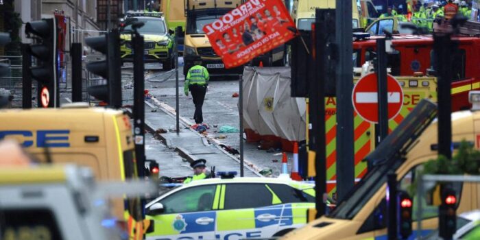 Berita Paul Doyle, Supir yang Tabraki Peserta Parade Liverpool Mulai Disidang