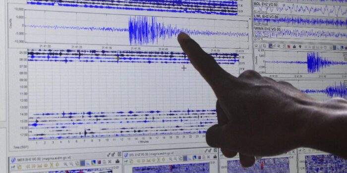 Berita Gunung Ili Lewotolok 3 Kali Erupsi, Semburkan Abu Vulkanik 800 M
