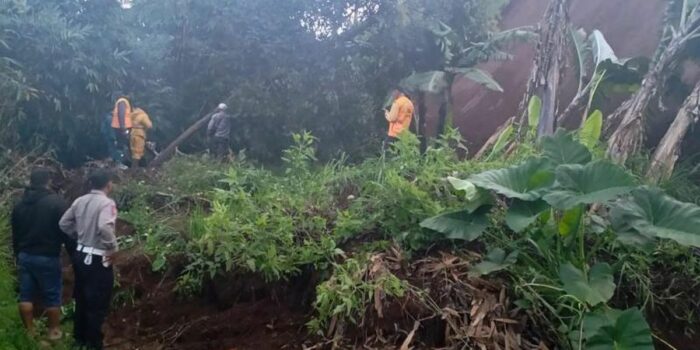 Berita 5 Desa di Bandung Barat Diterjang Longsor