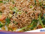 Pahami- Resep Mie Goreng Pedas dan Telur Untuk Menu Jumat Berkah