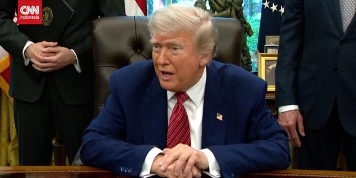 Berita Trump Sindir Mahasiswa Harvard Tak Bisa Matematika Dasar