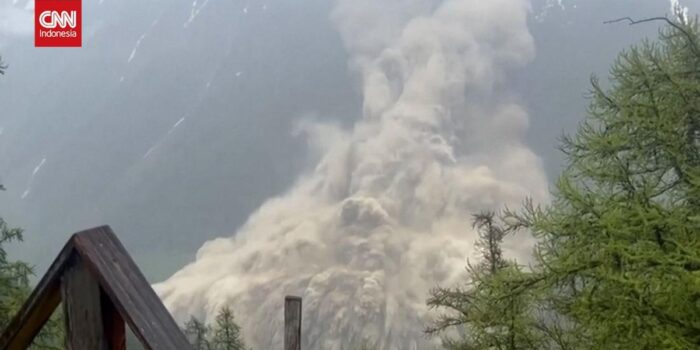 Berita Detik-detik Gletser Gunung Alpen Swiss Longsor Timbun Satu Desa