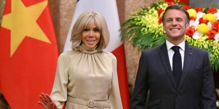 Berita Perjalanan Cinta Macron dan Istrinya yang Terpaut Usia 25 Tahun