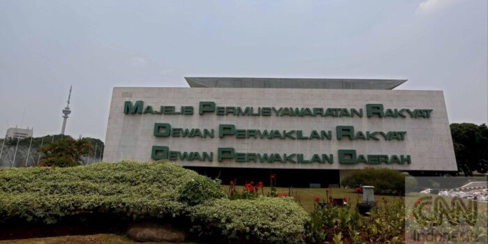 Berita KPK Periksa Kepala UKPBJ & PPK, Usut Gratifikasi di MPR