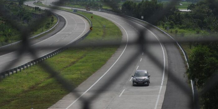 Berita Polisi Kantongi Identitas Sopir Mobil Masuk Tol Depok Tanpa Bayar