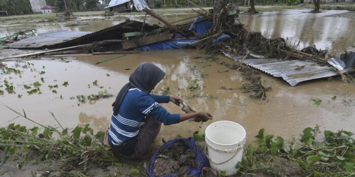 Berita Jembatan Putus, 73 KK Terdampak