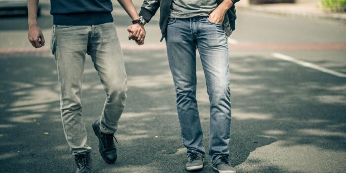 Berita Polisi Gerebek Pesta Gay di Puncak Bogor, 75 Orang Ditangkap
