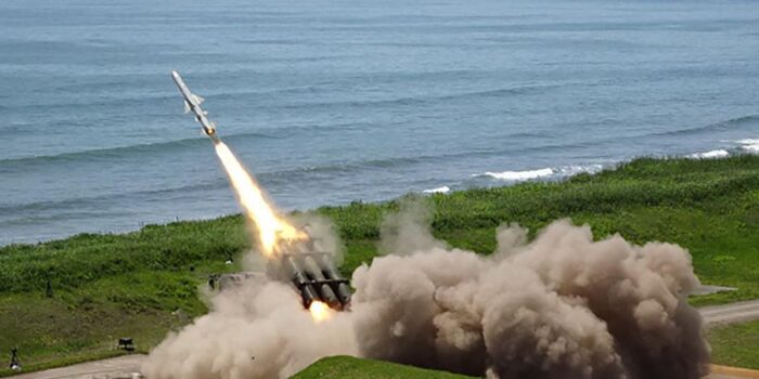 Berita Ancang-ancang Ancaman China, Jepang Perdana Uji Coba Rudal