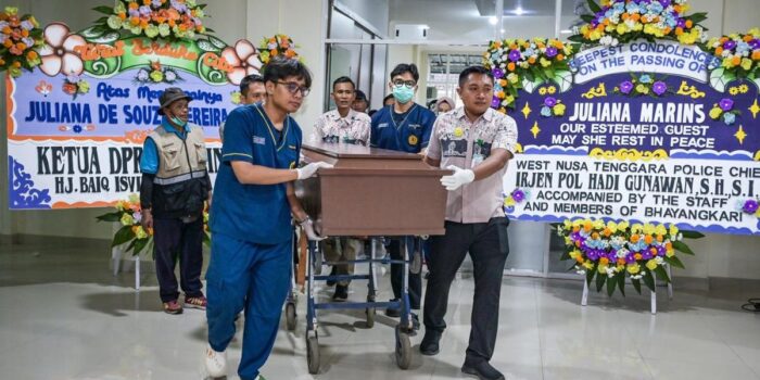 Berita Juliana Pendaki Brasil Alami Luka Paling Parah di Dada