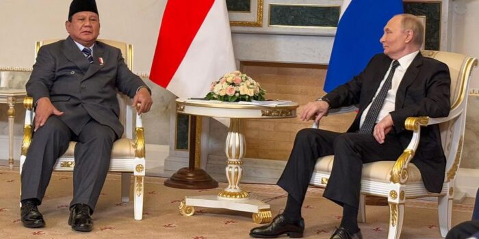 Berita Bertemu Prabowo, Putin Siap Bantu RI Kembangkan Proyek Nuklir Damai