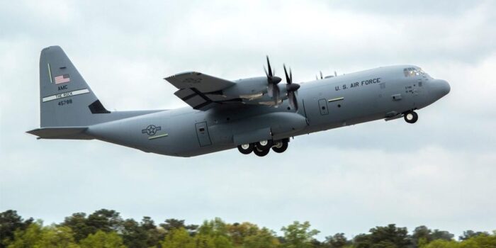 Berita TNI AU Siapkan Hercules dan Boeing untuk Evakuasi WNI dari Iran-Israel