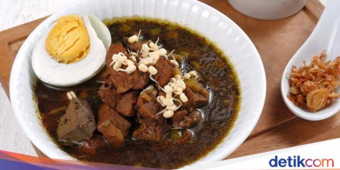 Pahami- Resep Rawon Daging Sapi Khas Surabaya yang Mlekoh Nagih
