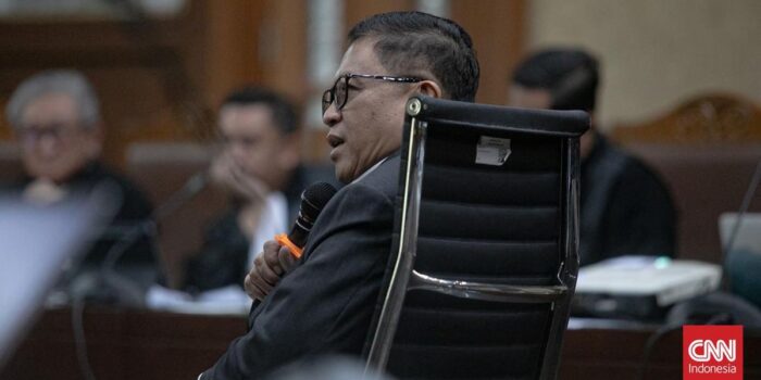 Berita Hasto Klaim Tegur Kader PDIP yang Minta Uang Operasional PAW Masiku