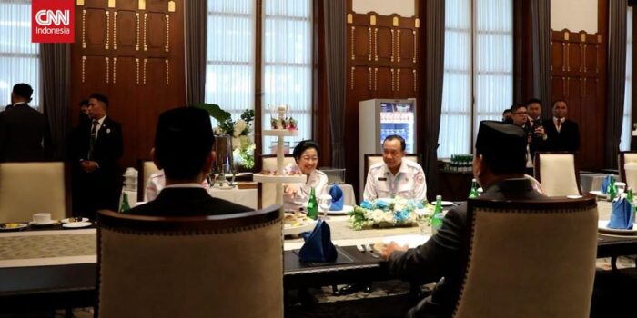 Berita Momen Akrab Prabowo-Megawati di Upacara Hari Pancasila