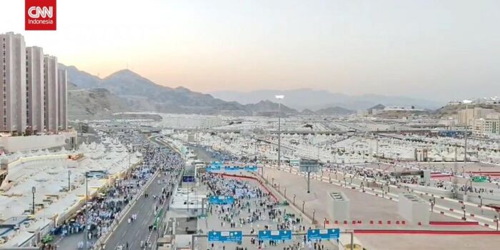 Berita Jemaah Haji Indonesia Padati Jamarat di Hari Kedua Jumrah