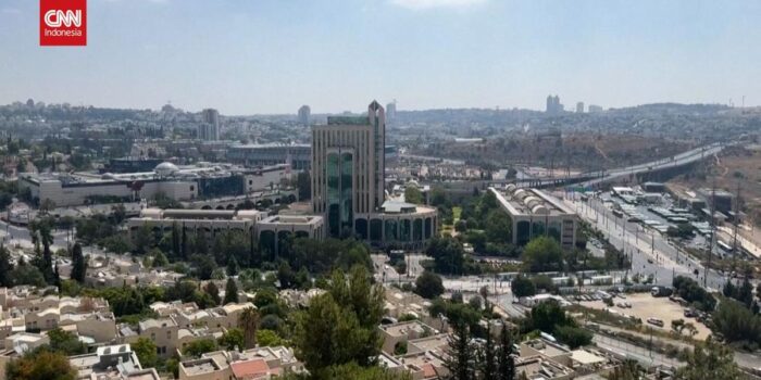 Berita Sirene Israel Meraung, Warga Panik Berlindung dari Rudal Iran