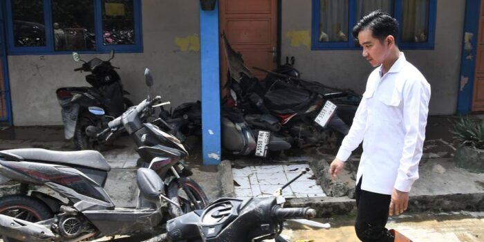 Berita Gibran Minta Lapor Mas Wapres Tak Stagan, Harus Adaptif