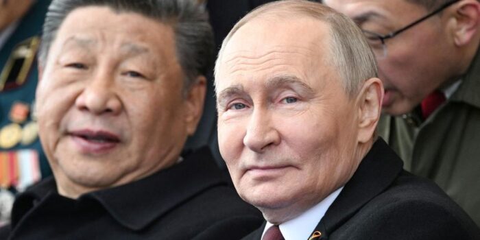 Berita Reaksi Kompak Putin-Xi saat Trump Pikir-pikir Ikut Perang Iran-Israel