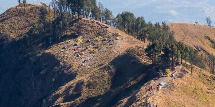 Berita 2 WNA Jatuh, Jalur Pendakian Pelawangan Rinjani Ditutup Sementara