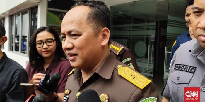 Berita Tersangka Korupsi Buron Jaksa di Luar Negeri, Riza Chalid-Jurist Tan