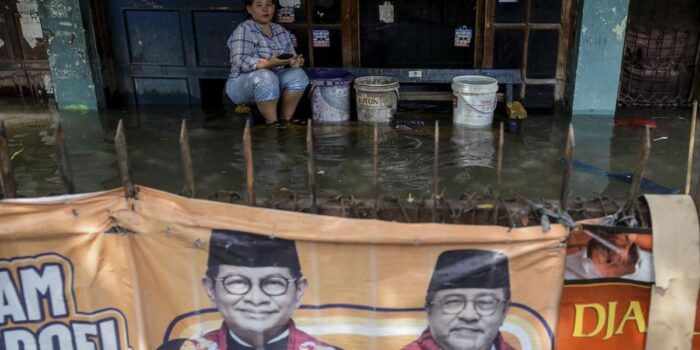 Berita 29 RT dan 3 Ruas Jalan di Jakarta Masih Terendam Banjir Selasa Sore