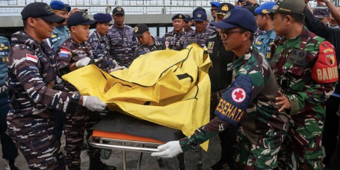 Berita Korban KMP Tunu Masih Hilang hingga Adik Luhut Jadi Calon Dubes