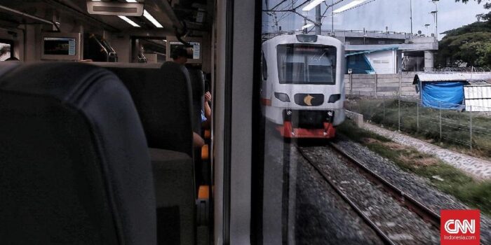 Berita Pelaku Pelemparan KRL Jakarta Kota-Bogor Ditangkap