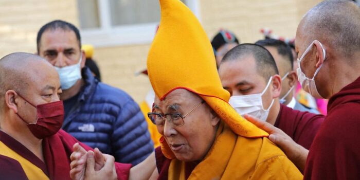 Berita China Sewot AS Ucapkan Selamat Ultah ke Dalai Lama
