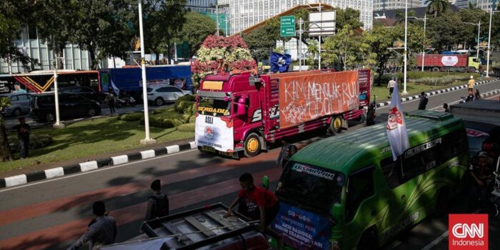 Berita Sopir Truk Desak Ketemu Menhub dan AHY, Ancam Blokade Jalan