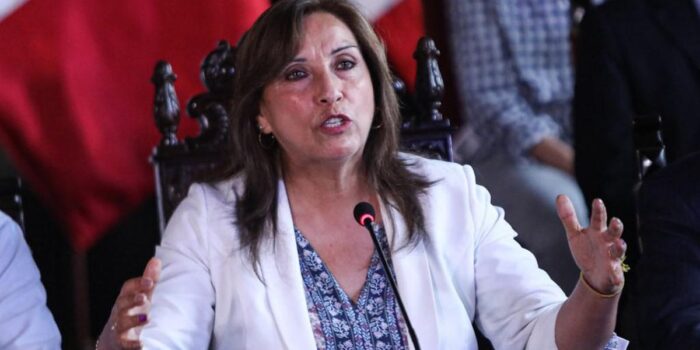 Berita Presiden Peru Naikkan Gajinya Sendiri saat Rating Approval 2 Persen