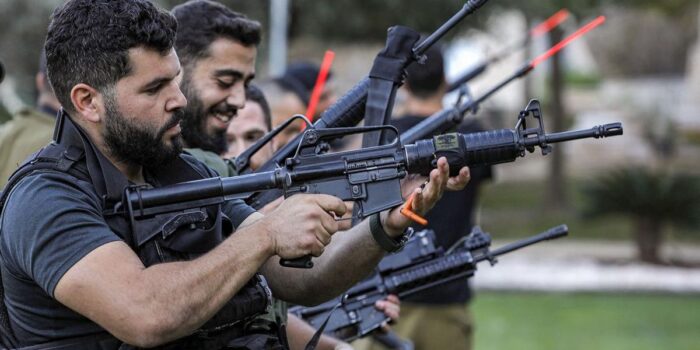 Berita Siapa Orang Druze yang Mati-matian Dibela Israel sampai Bom Suriah?