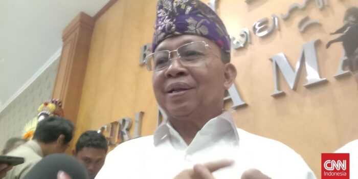 Berita Koster Bantah Nusron soal Pulau Kecil di Bali Dikuasai WNA