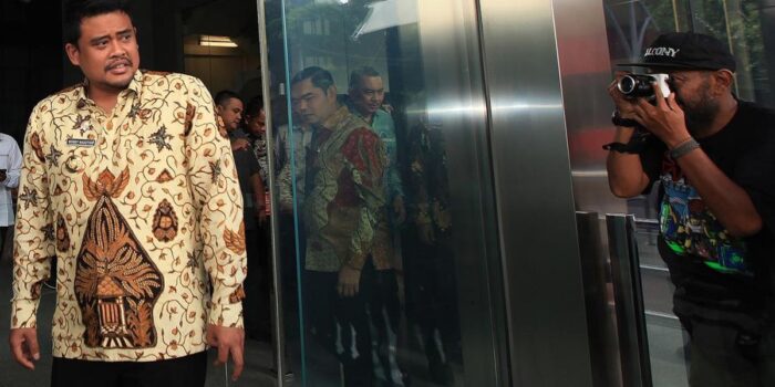 Berita Kadis PUPR Ditangkap KPK, Bobby Pastikan Proyek Perbaikan Jalan Lanjut