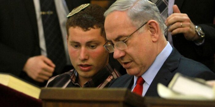 Berita Anak Netanyahu Diam-diam Ganti Nama, Takut Ditikam di Negara Muslim