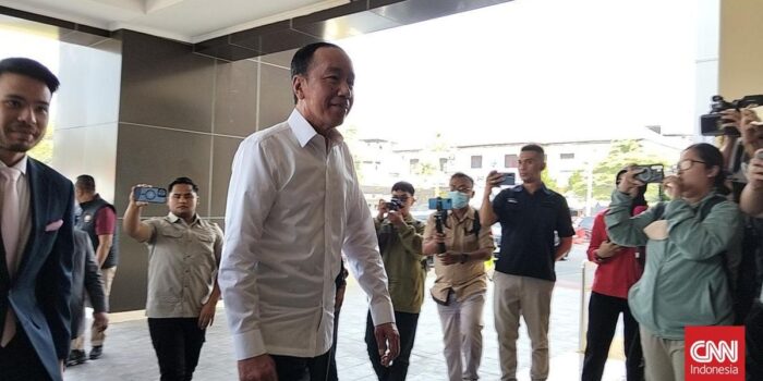 Berita Diperiksa Kasus Ijazah, Jokowi Ditanya soal Dian Sandi dan Kasmujo