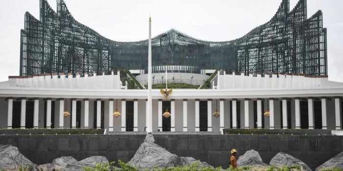 Berita Istana Tegaskan Tak Ada Rencana Buat Aturan Wapres Berkantor di IKN