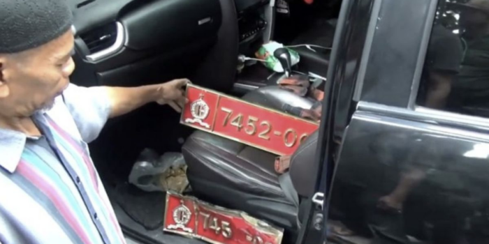 Berita Fortuner Penyebab Tabrakan Beruntun di Utan Kayu Pakai Pelat Palsu