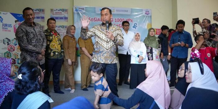 Berita Menteri Wihaji Tinjau MBG untuk Ibu Hamil dan Menyusui di Bandung