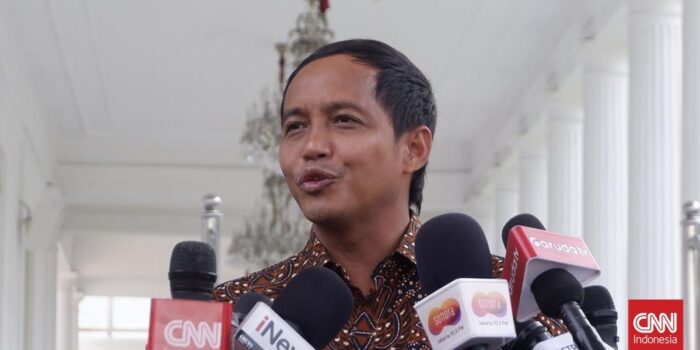 Berita Raja Juli Tak Bisa Pastikan Kehadiran Prabowo di Kongres PSI