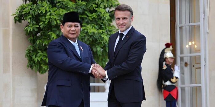 Berita Prabowo Tiba di Paris, Penuhi Undangan Macron Hadiri Bastille Day