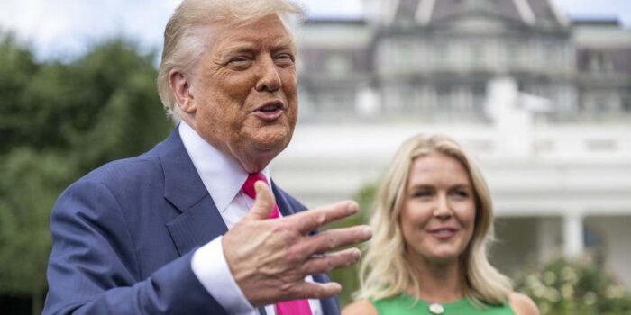 Berita Trump Klaim 10 Sandera Segera Dibebaskan dari Gaza