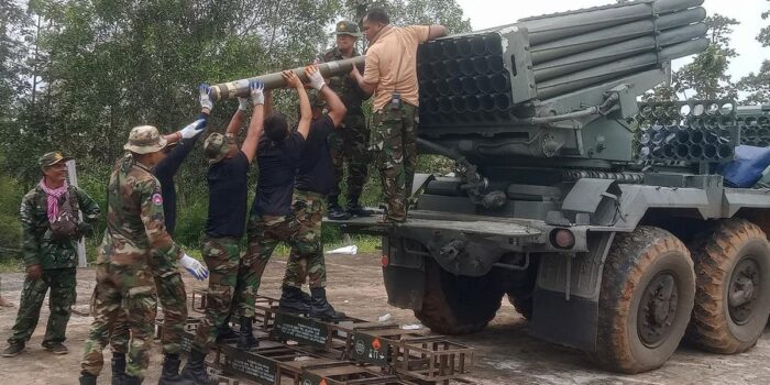 Berita Perang Makin Sengit, RS Perbatasan Thailand Kena Gempur Roket Kamboja