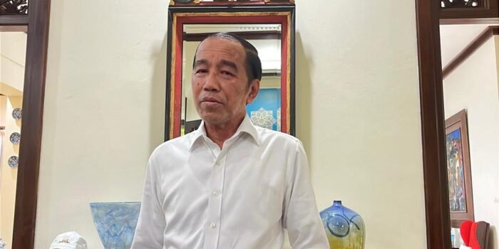 Berita Jokowi Curiga Agenda Besar di Balik Isu Ijazah dan Pemakzulan Gibran