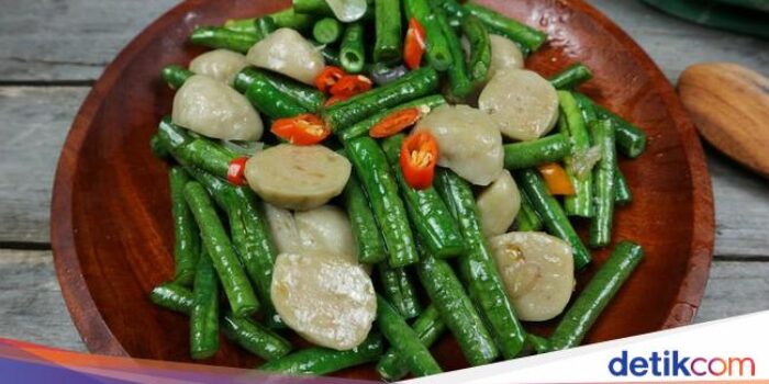 Pahami- Resep Oseng Kacang Panjang Campur Bakso yang Sedap Buat Bekal