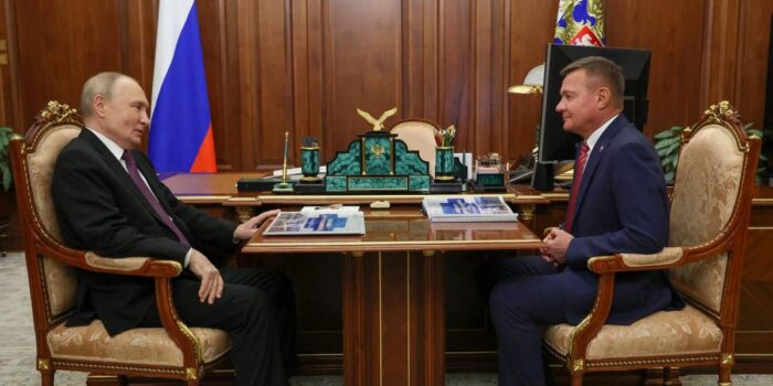 Berita Menteri Rusia Tewas Bunuh Diri Beberapa Jam usai Dipecat Putin